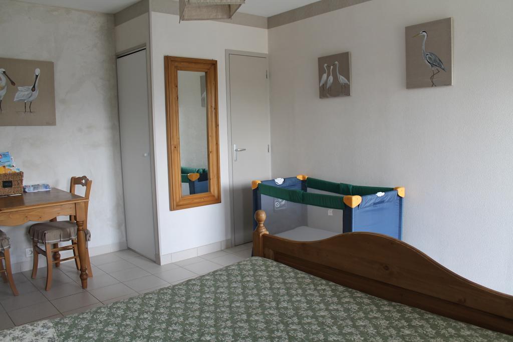 Bed and Breakfast La Ferme Du Vincin Vannes Zimmer foto